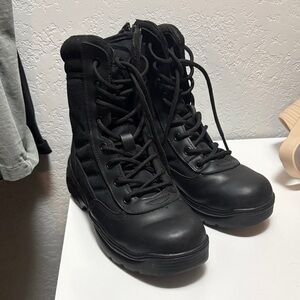 Black Tactical Lace-Up men’s Boots